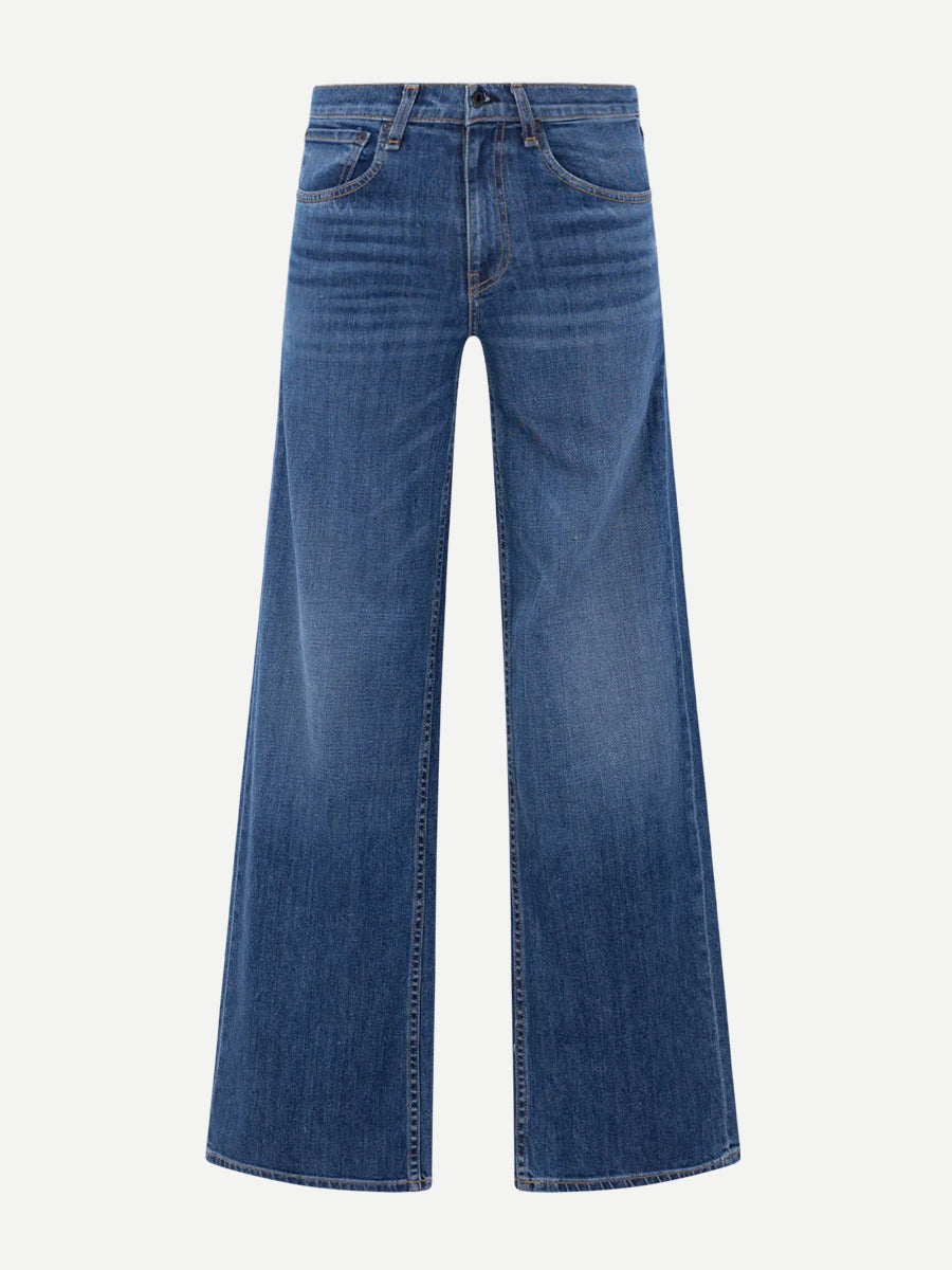 Pistachio Jean in Paris