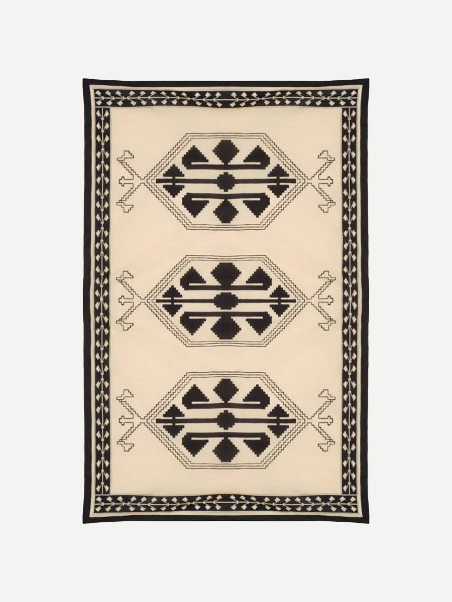 Ayahuasca Pareo in Ecru/Black