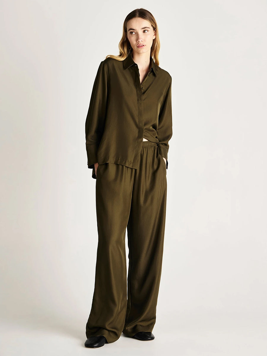 Jac + Jack Brig Silk Pant in Hunter