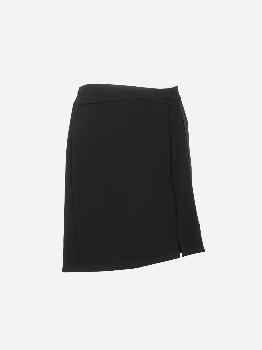 Victoria Beckham Contrast Detail Mini Skirt in Black