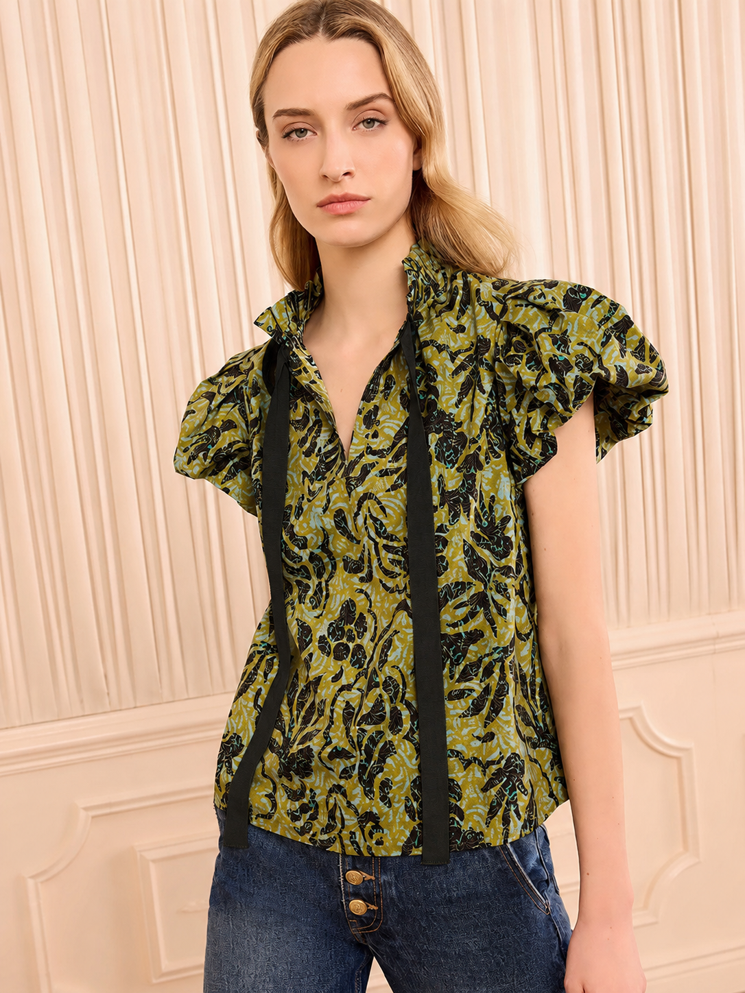 Estela Short Sleeve Top in Chartreuse