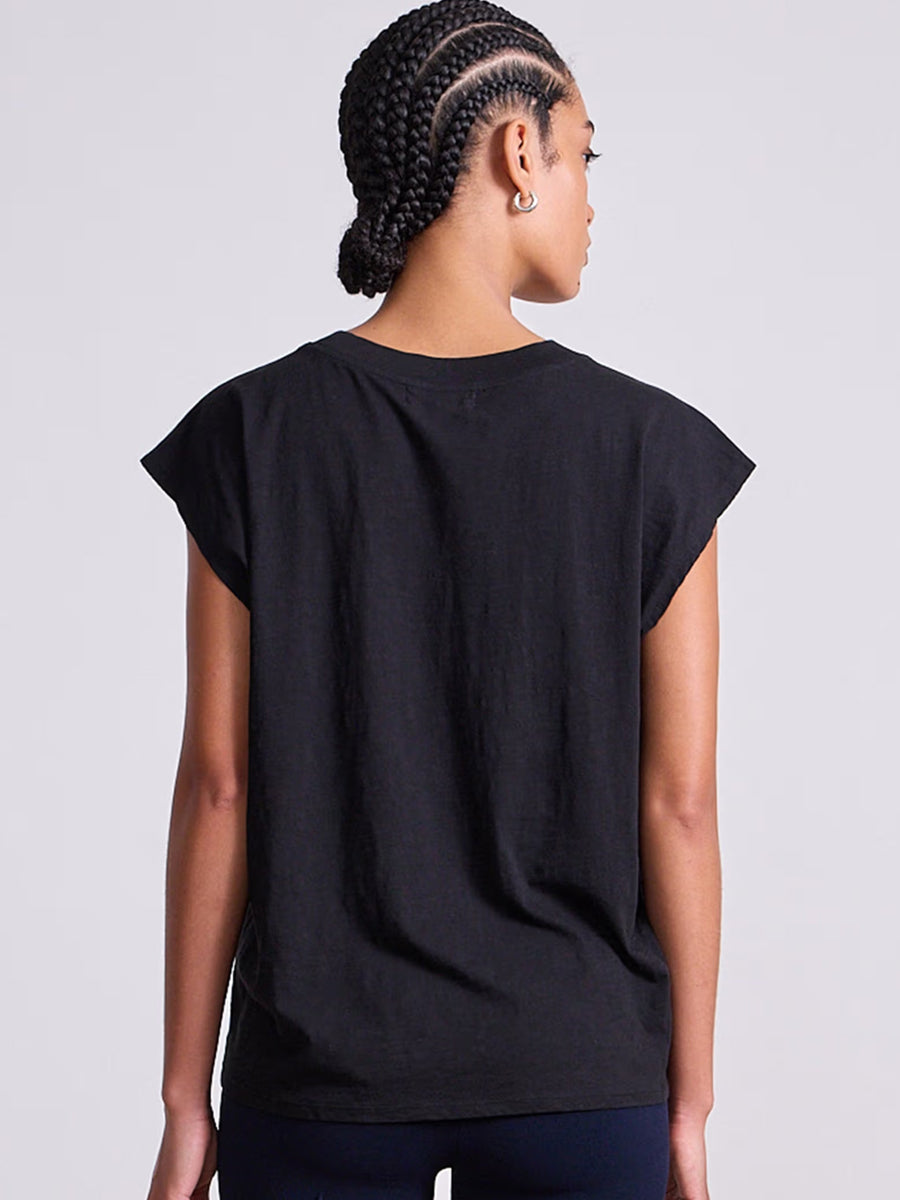 Fuerza Tee in Black