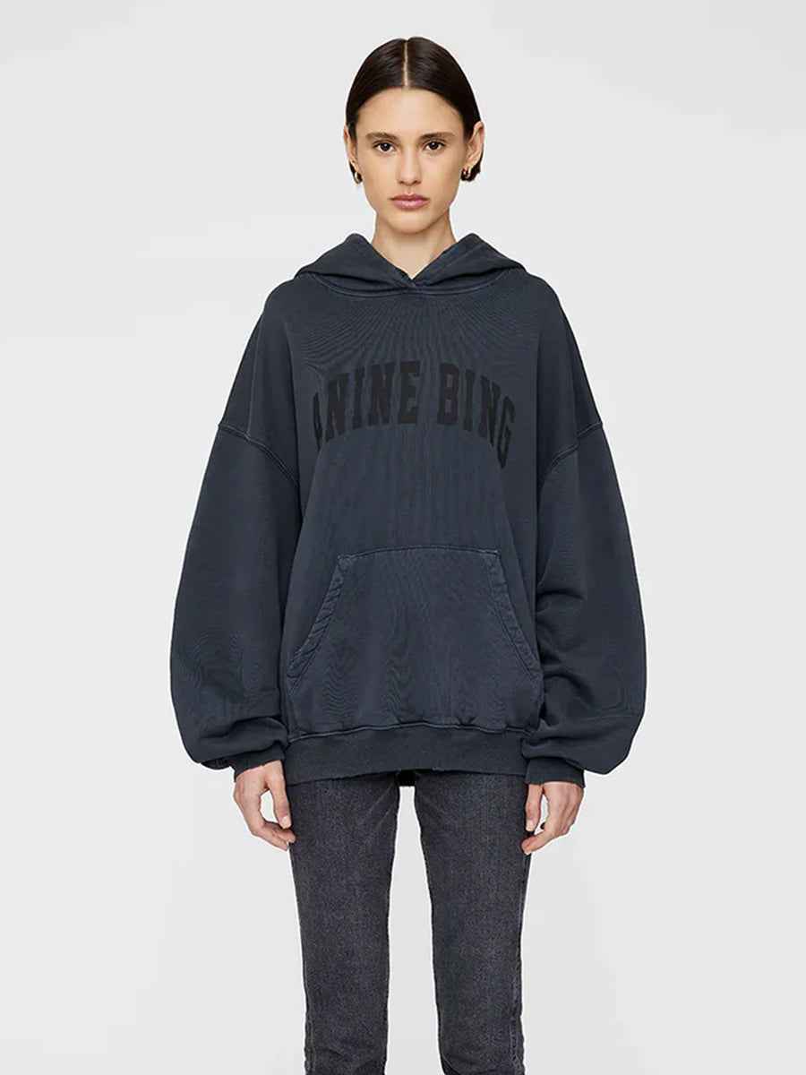 Harvey Sweatshirt in Dark Washed Black