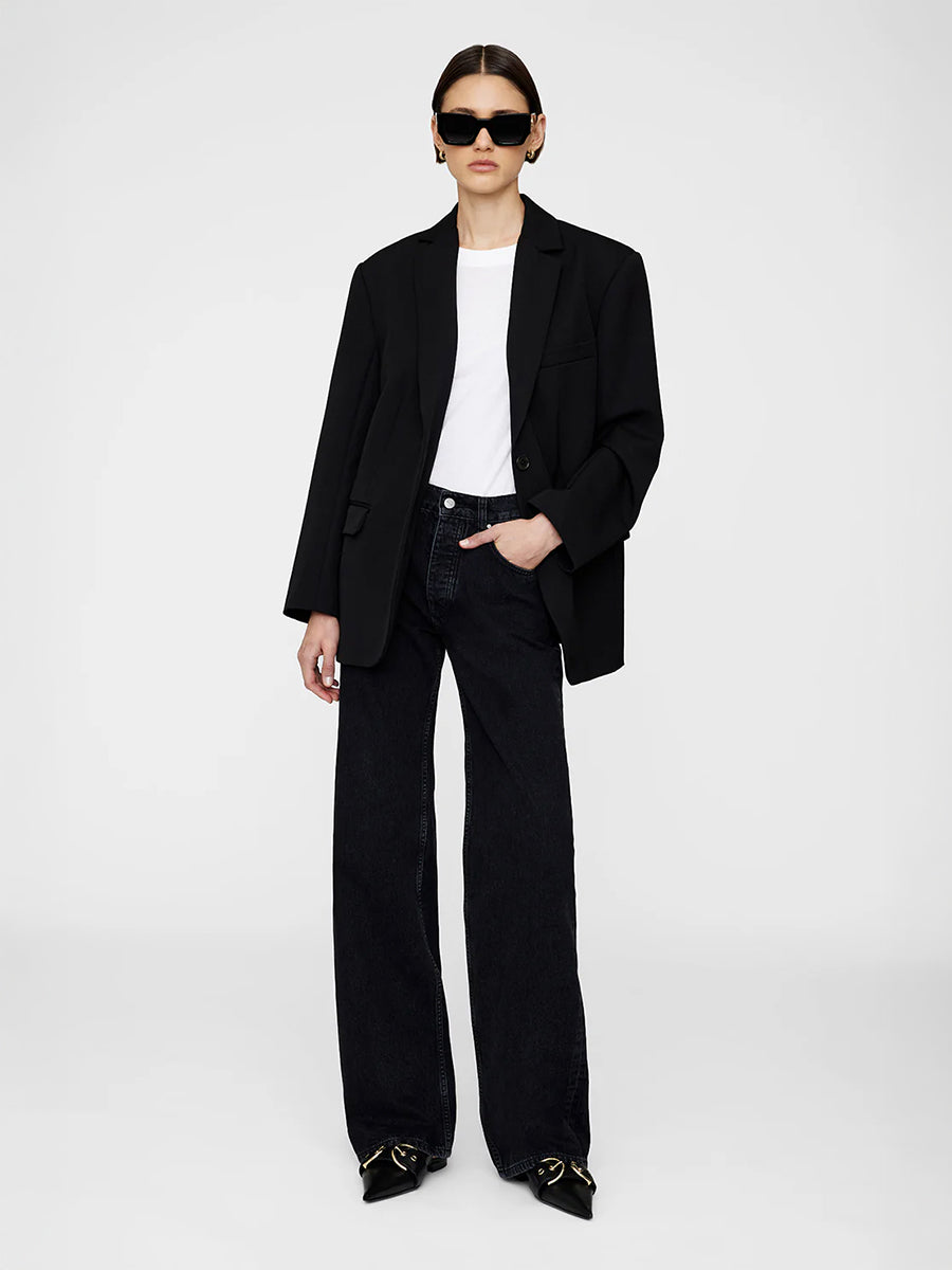 Hugh Jean in Vintage Black
