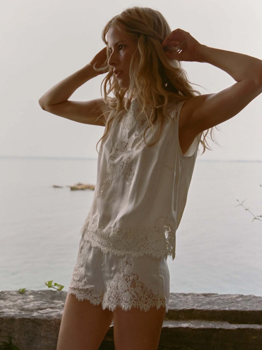 Doen Iona Short in Sea Salt