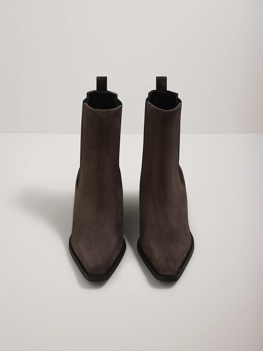 Leo Boot in Mulch Suede