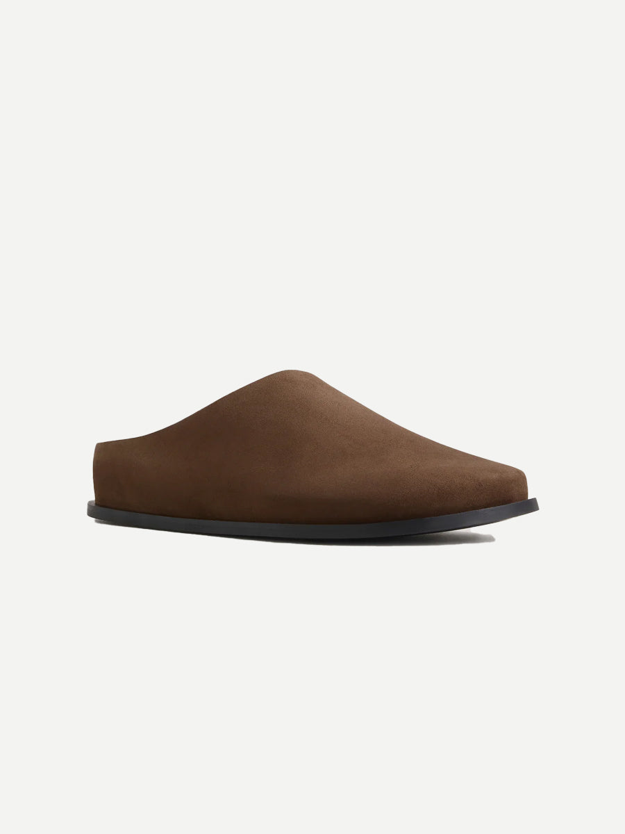 Lou Clog in Chestnut Suede