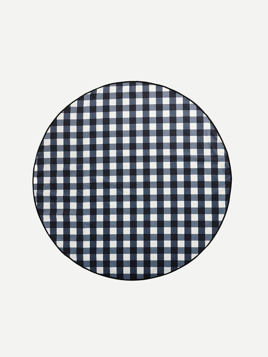 Basil Bangs Love Rug in Gingham Black