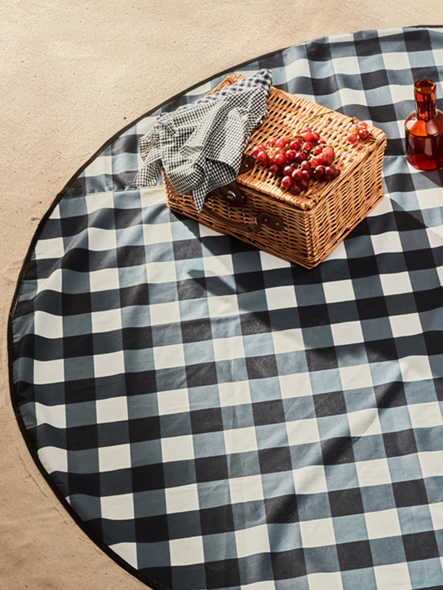 Basil Bangs Love Rug in Gingham Black