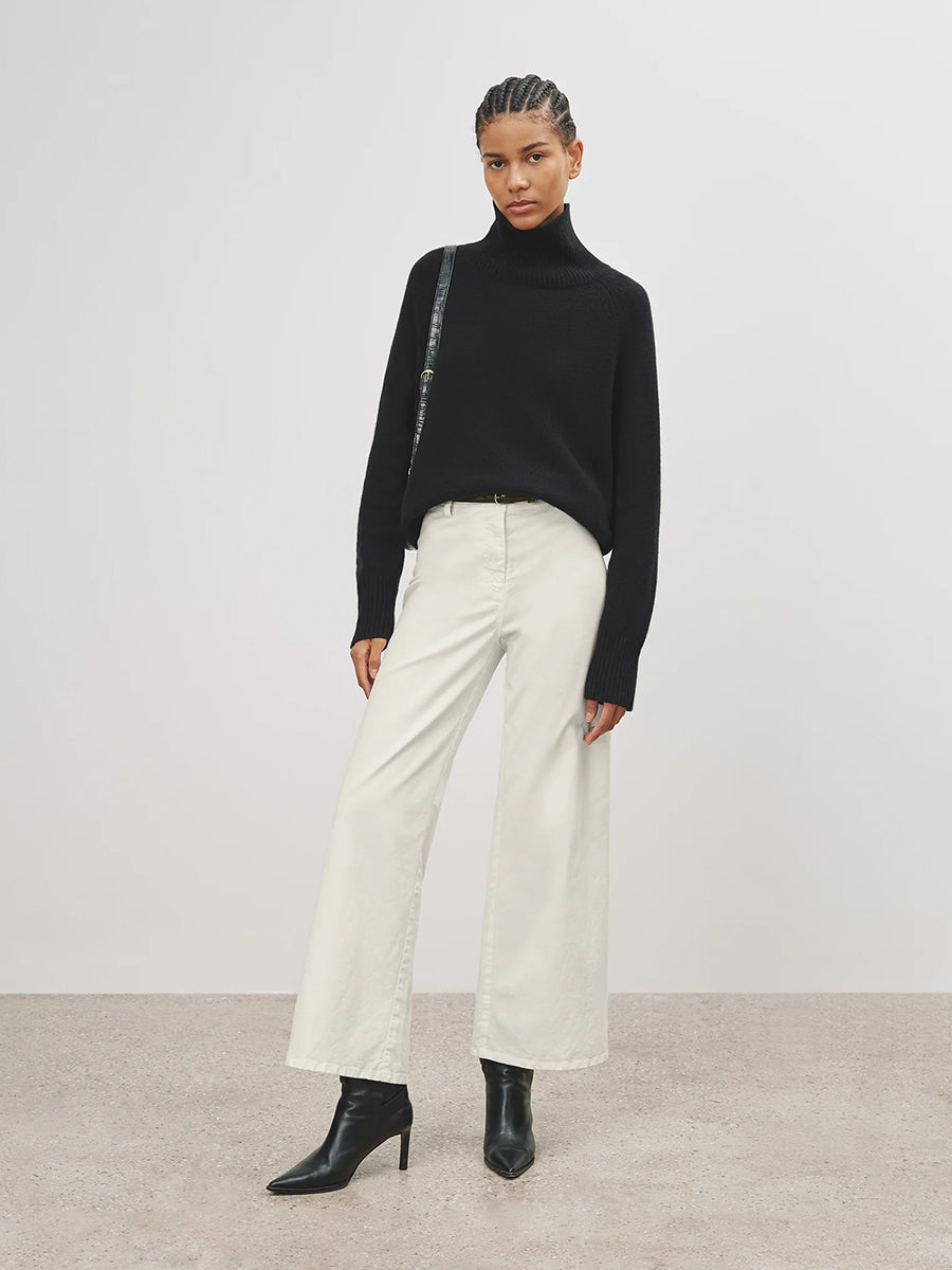 Nili Lotan | Megan Pant in Stone