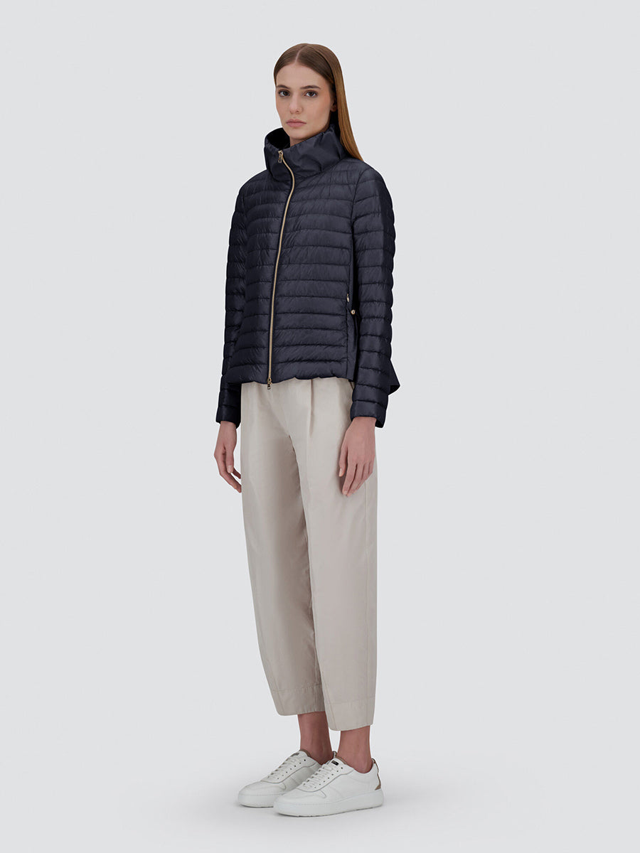 Ultralight Short Puffer in Navy