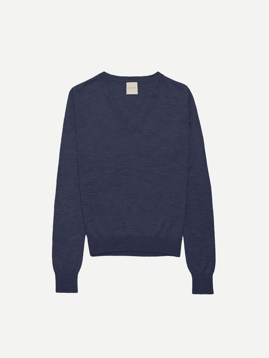 The Lightweight V Neck in Navy