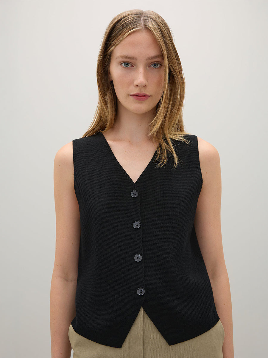The Nelson Vest in Black