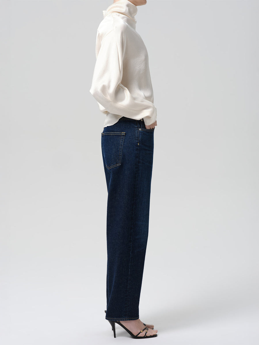 Taper Jean in Aries