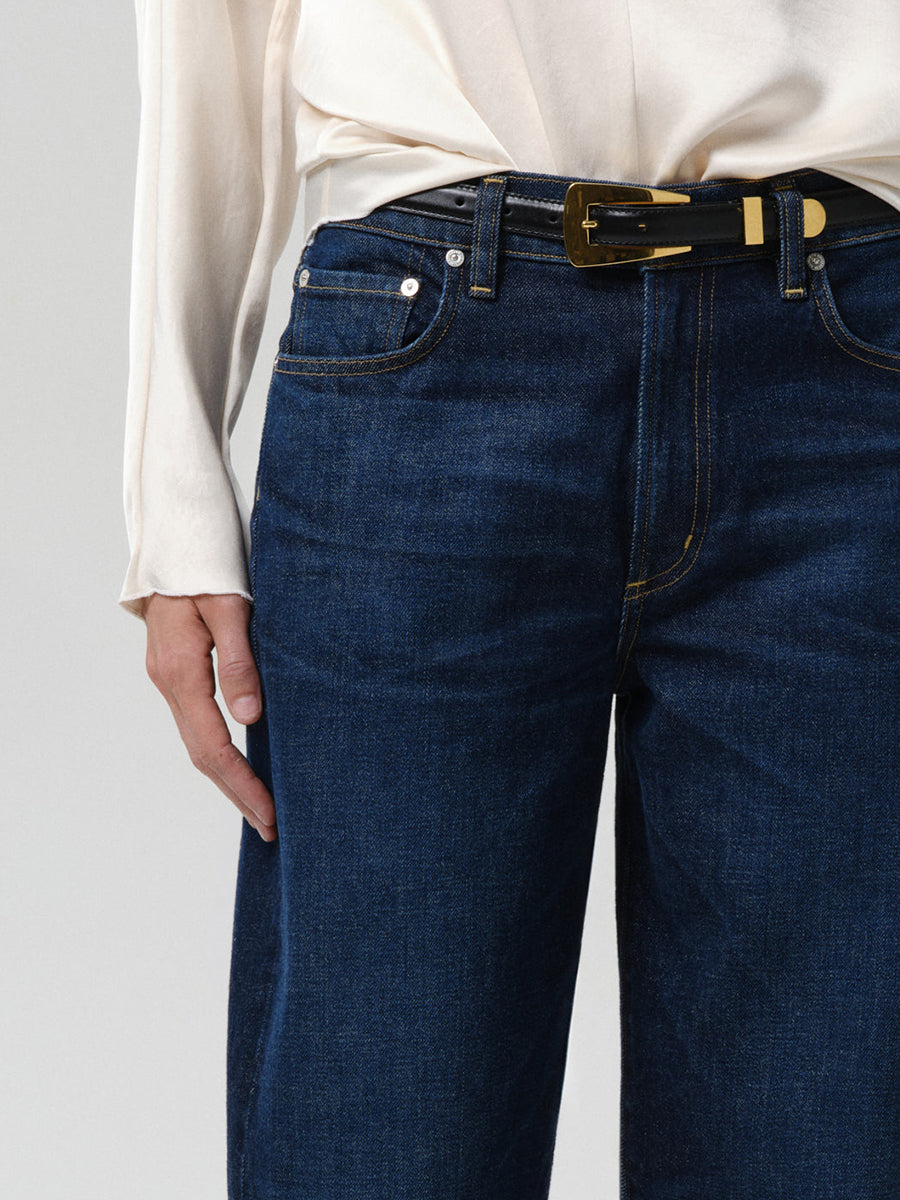 Taper Jean in Aries