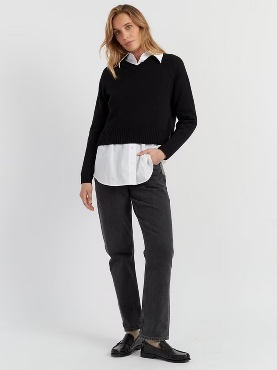 Chinti and Parker V-Neck Sweater in Black