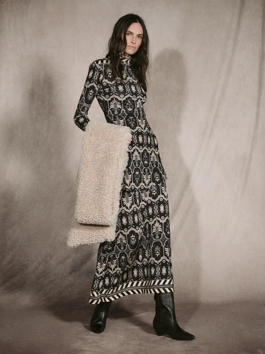 Wild Frontiers Ankle Skirt in Black/Ecru Palm