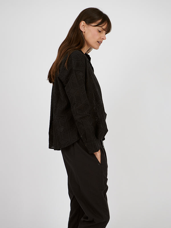Xirena Jordy Shirt in Black