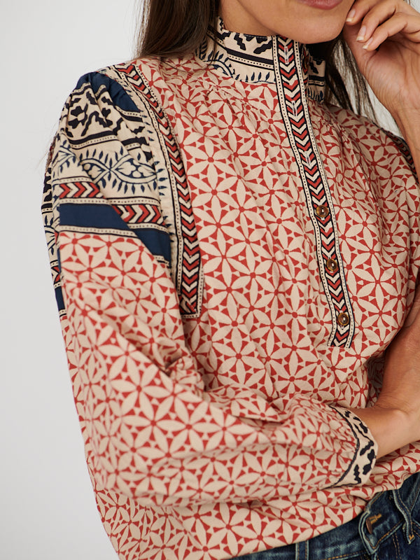Xirena | Izzie Top in Desert Day