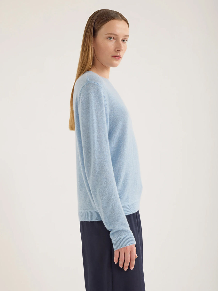 Bard Sweater in Washer Blue
