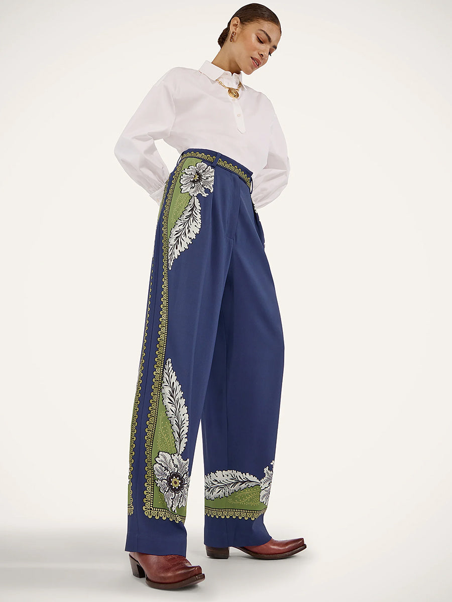 La DoubleJ Brooklyn Pants in Bounty Navy Placee