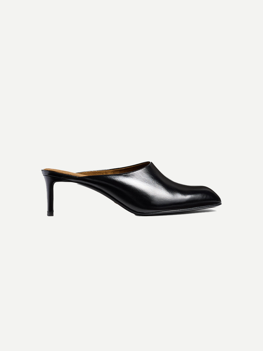 Khaite Colt Mule 50 in Black