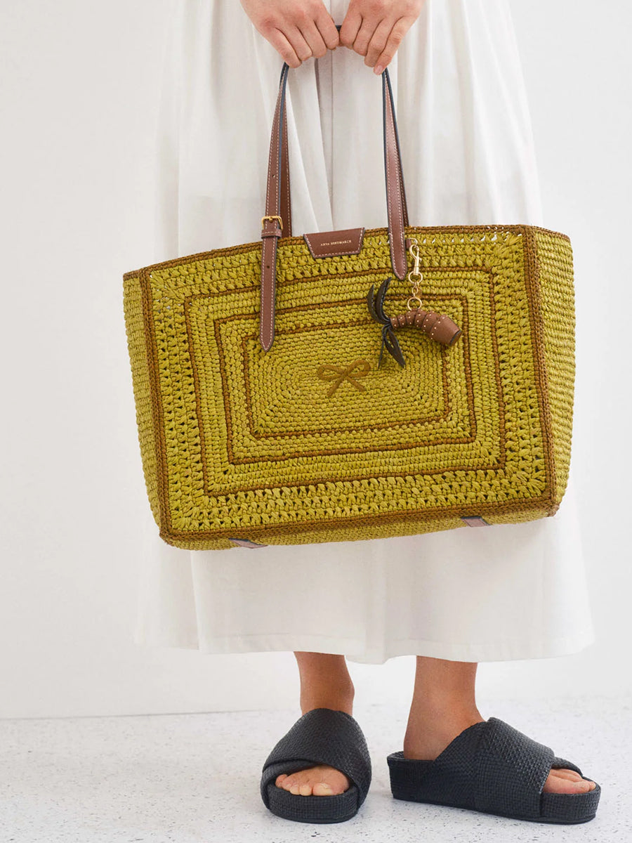 Anya Hindmarch E/W Bow Tote in Casper Raffia