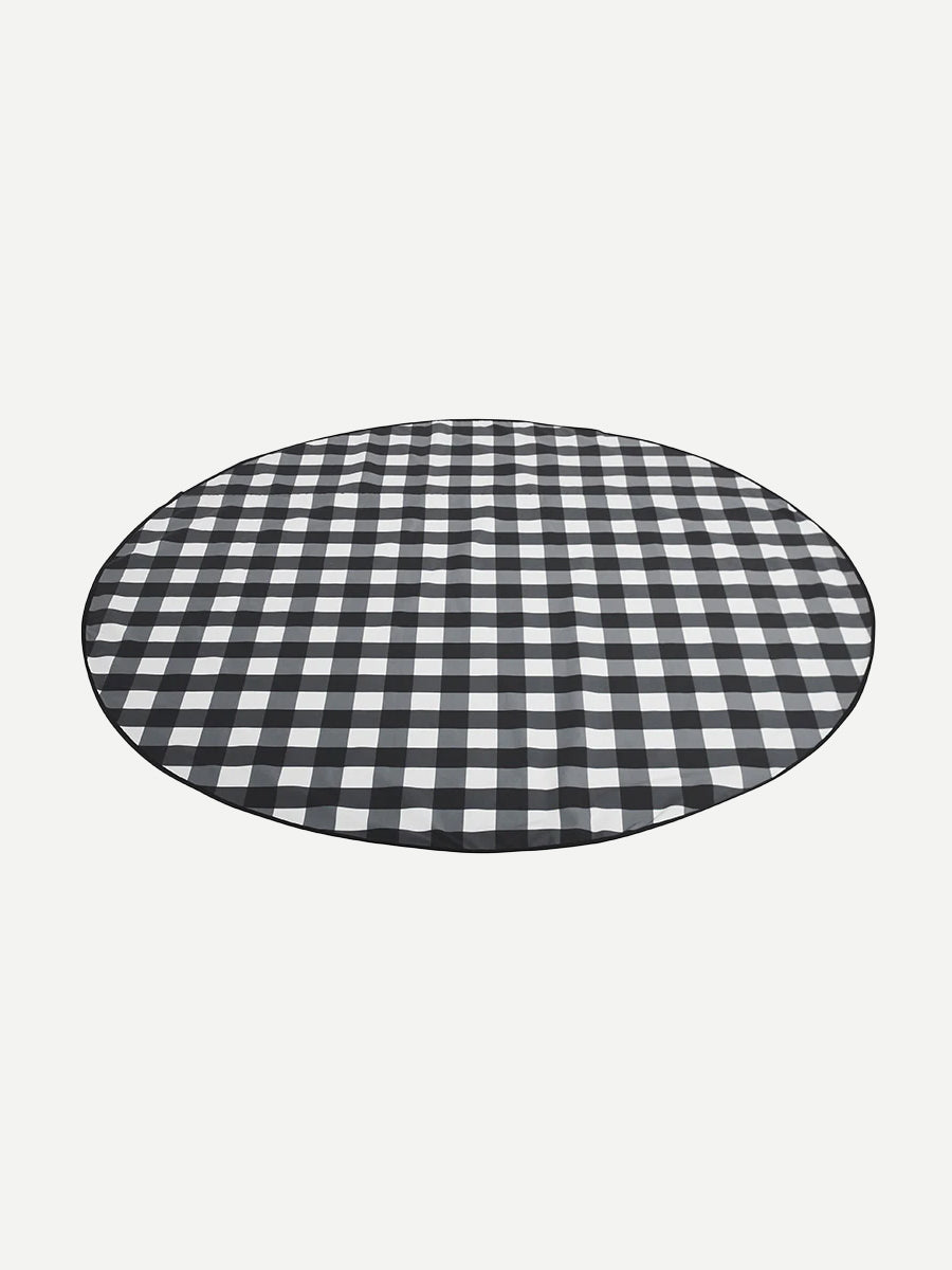 Love Rug in Gingham Black
