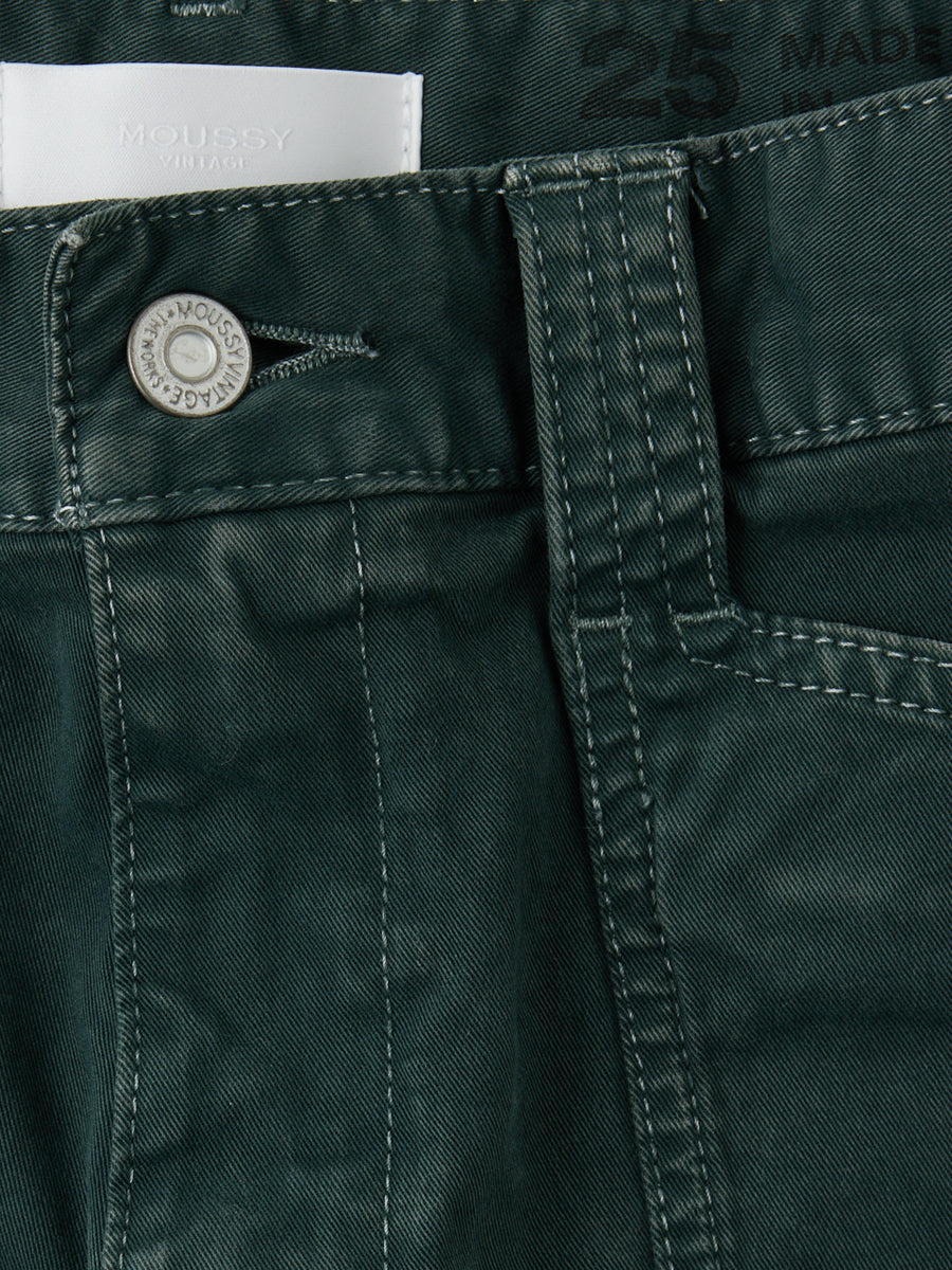 Gusset Cargo Pomonok Pants in Dark Green