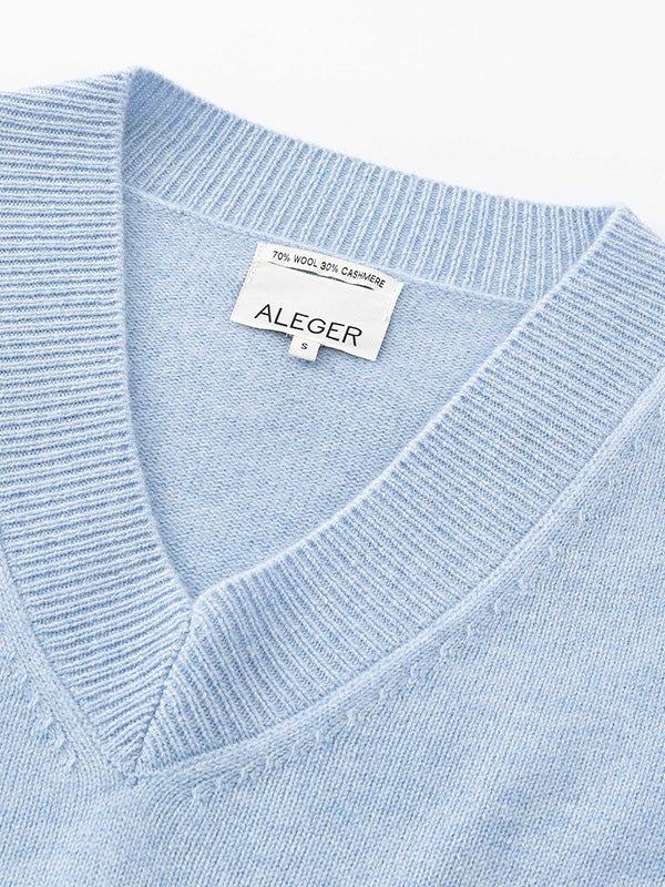 Aleger Cashmere N.84 Cashmere Oversized V-neck in Sky Blue