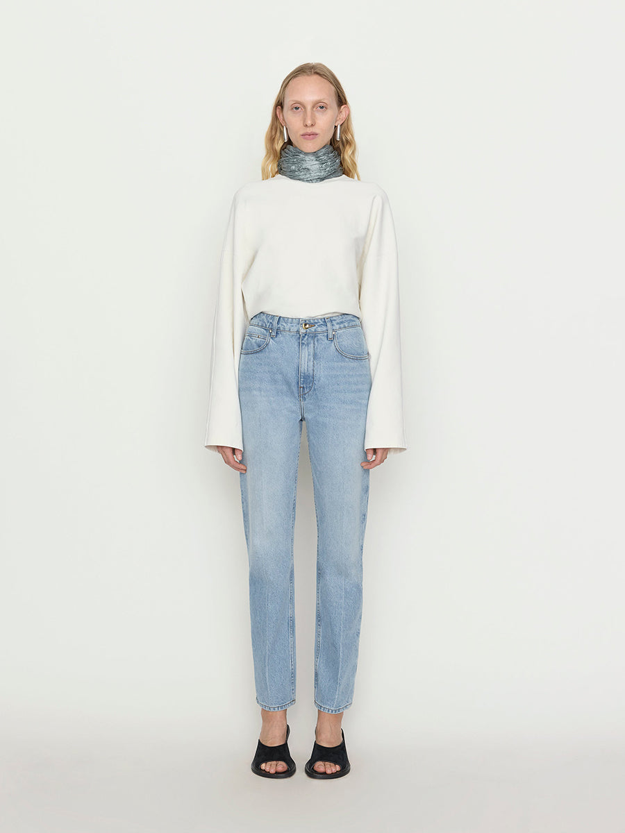 Noon Jean in Salt w Crease