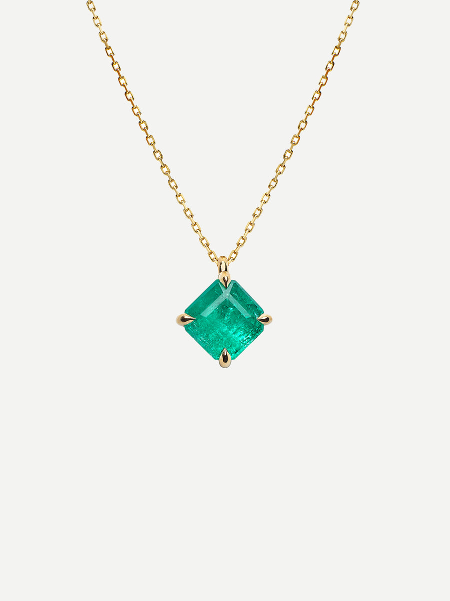 Pembe Regal Cut Pendant in Columbian Emerald