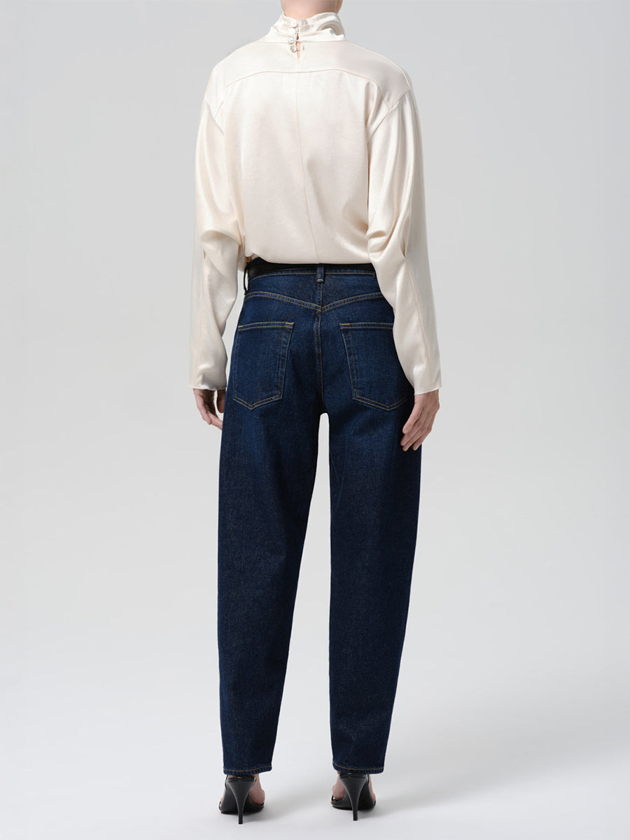 Taper Jean in Aries