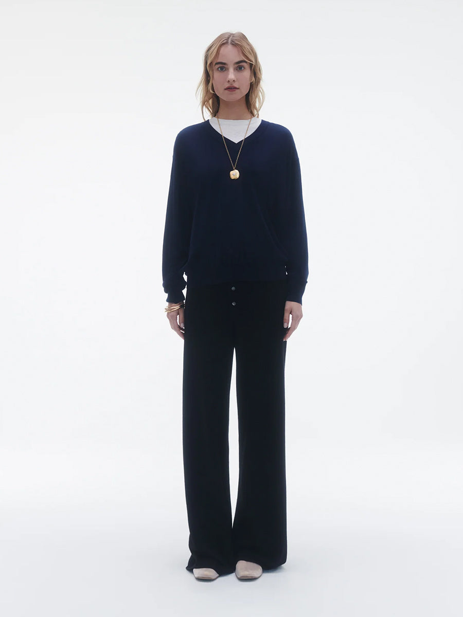 The V Silk/Linen in Midnight