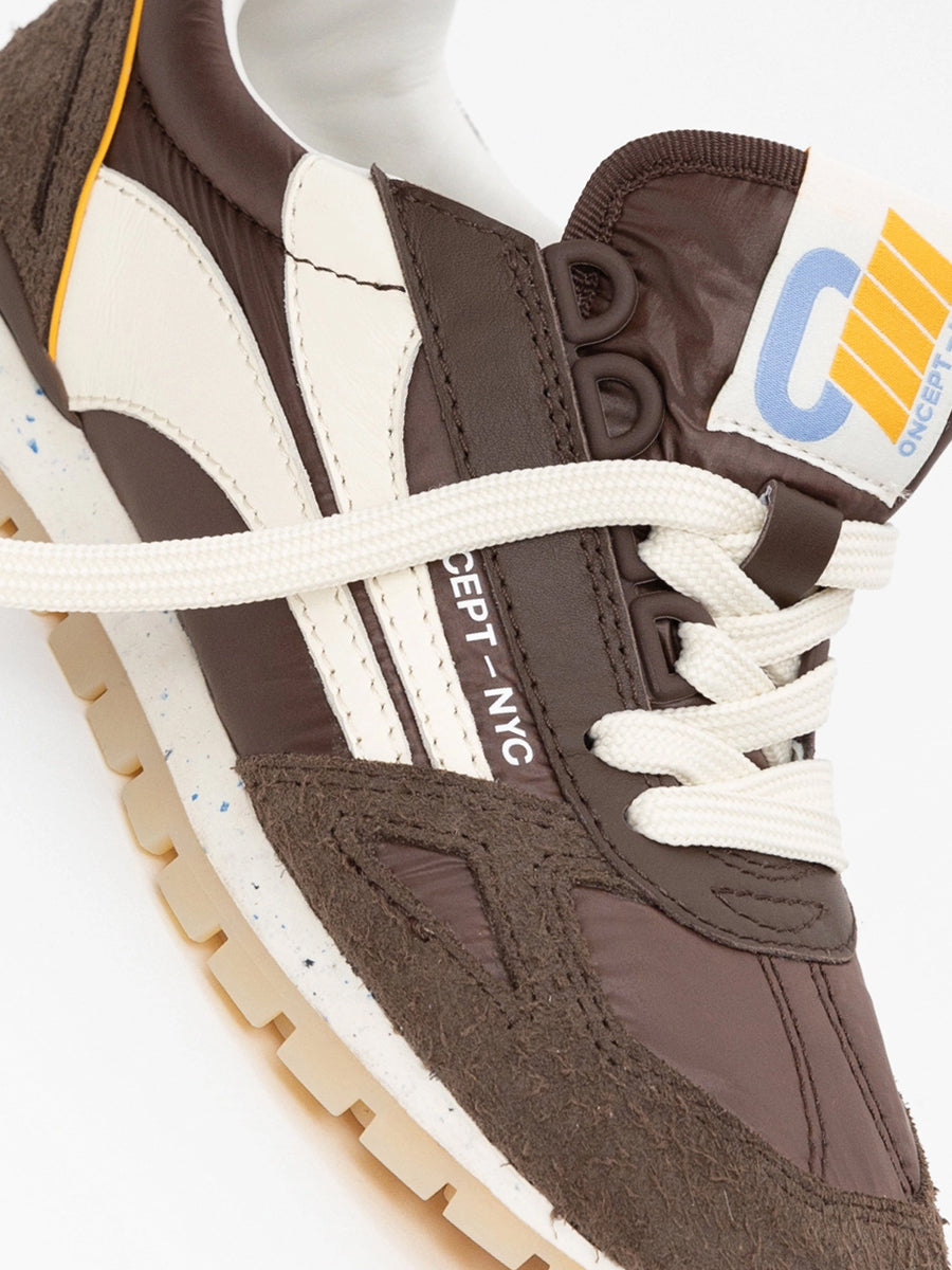 Oncept Toronto Travelist Mod Sneaker in Espresso