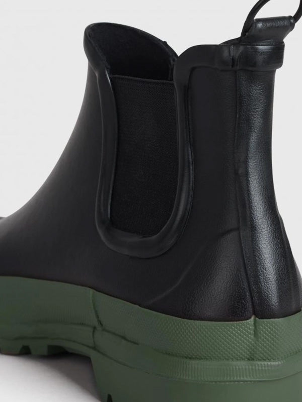 Stutterheim Chelsea Rainwalker In Black and Green