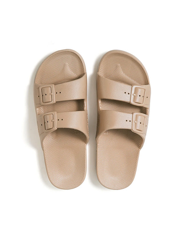 Freedom Moses Solid Slides in Sand